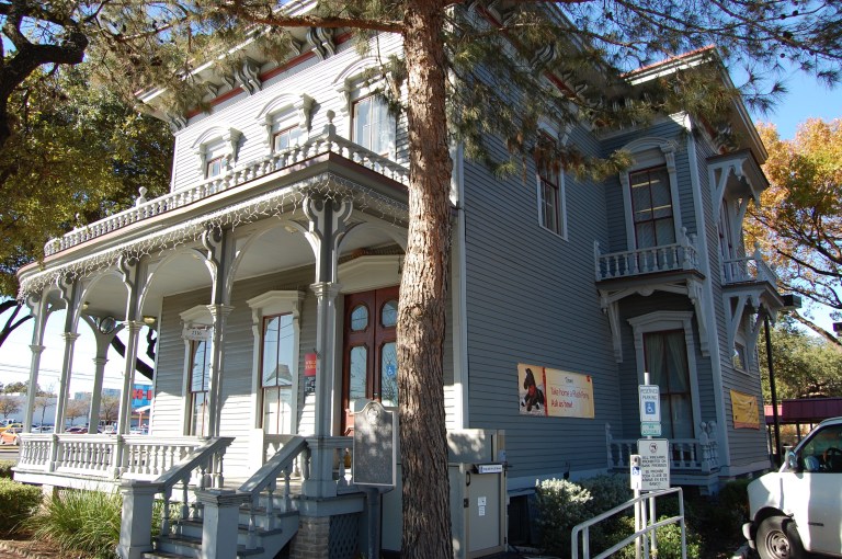 Walter Tips House Walter Tips House